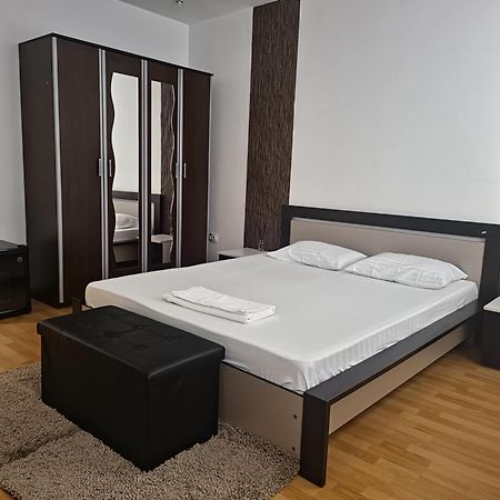 Aparthotel Yanis Bukurešť Exteriér fotografie