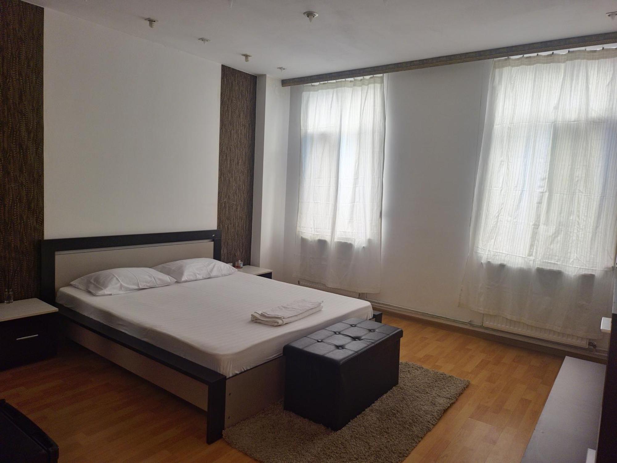 Aparthotel Yanis Bukurešť Exteriér fotografie