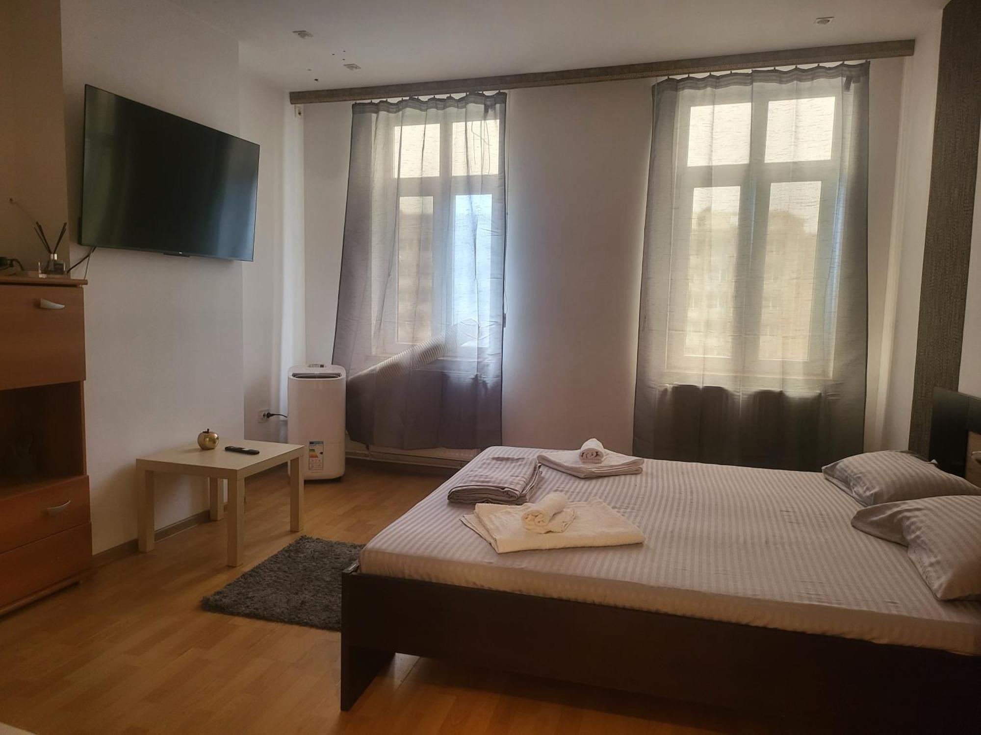 Aparthotel Yanis Bukurešť Exteriér fotografie